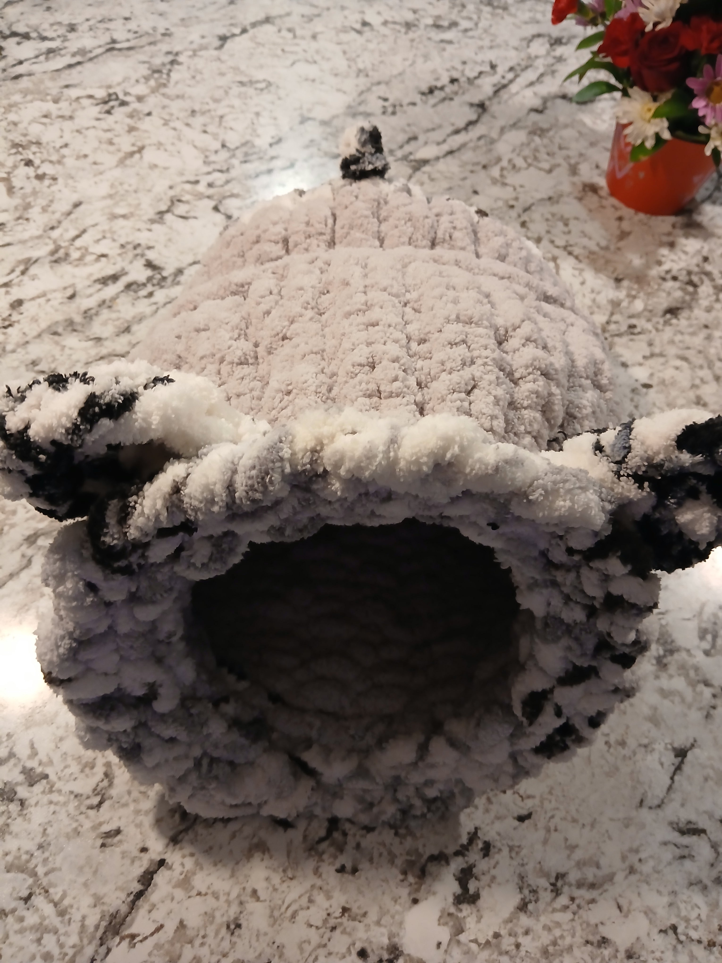 Pet bed